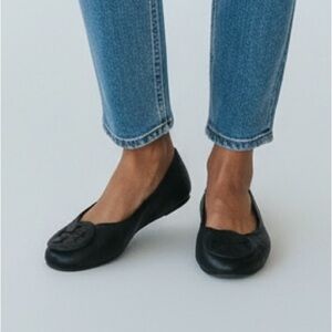 Tory Burch Black Leather Logo Ballet Flats